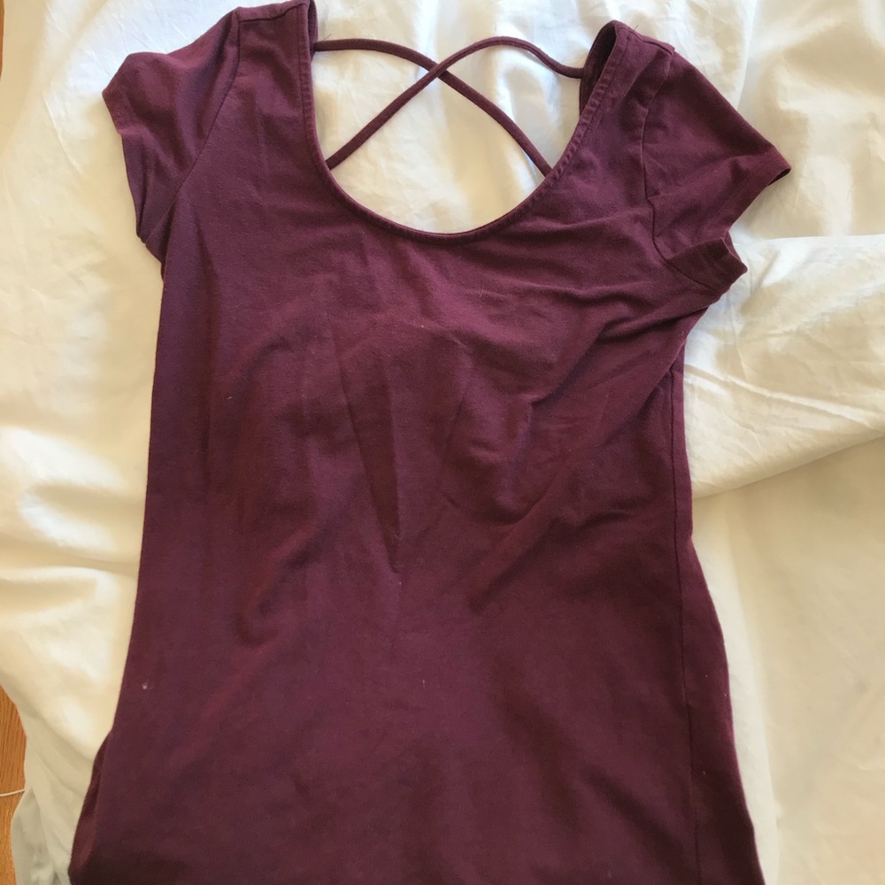 Aeropostale burgundy top